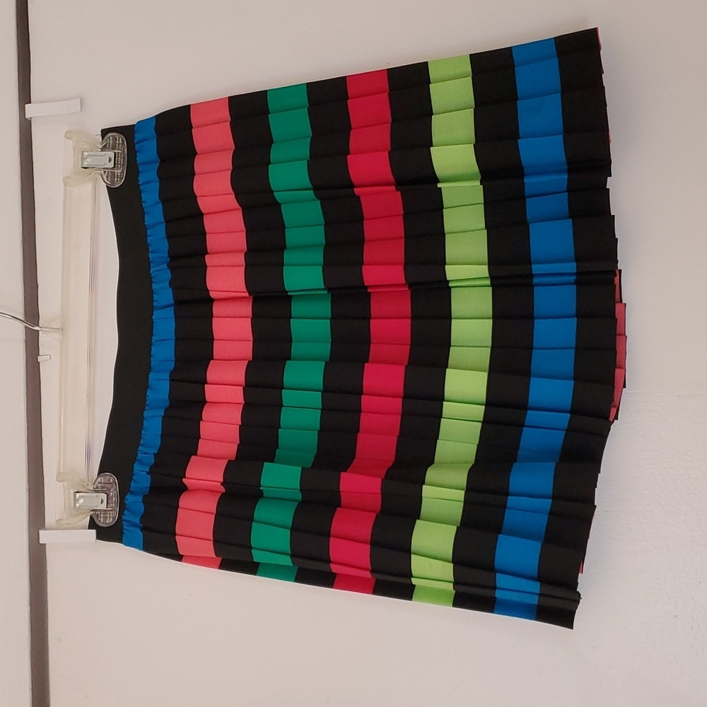 H&M Pleated Striped Mini Skirt